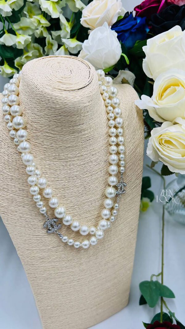 Chanel pearl necklace - Image 12