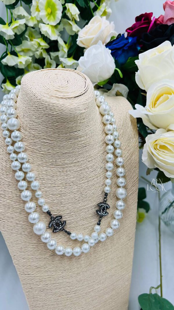 Chanel pearl necklace - Image 17
