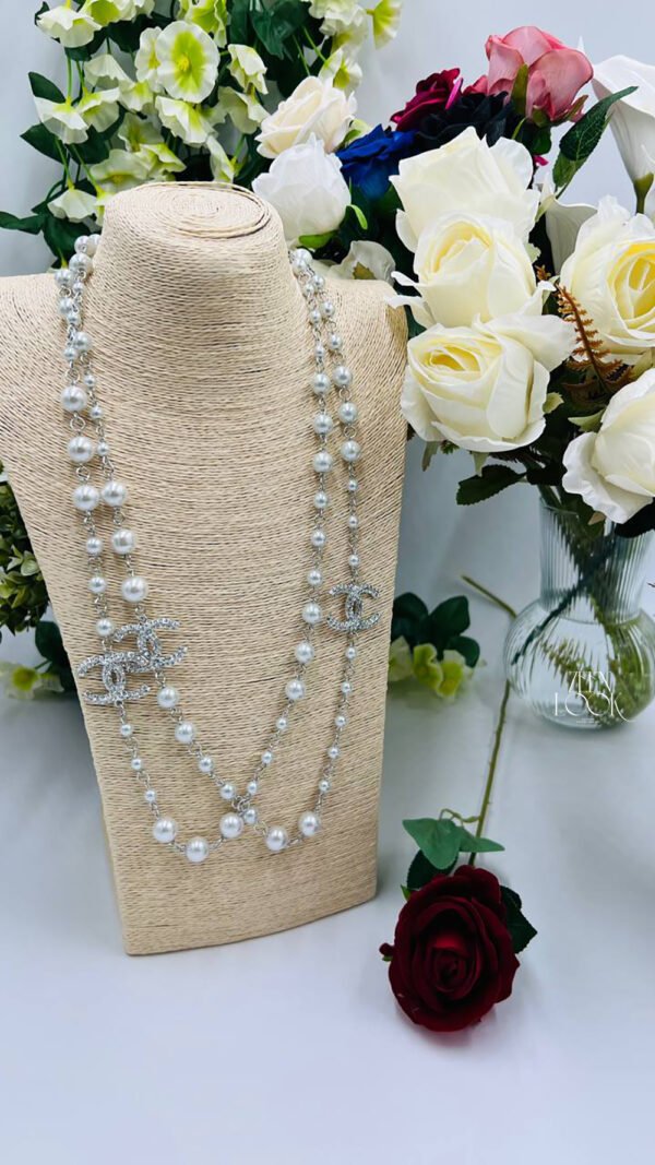 Chanel pearl necklace - Image 18