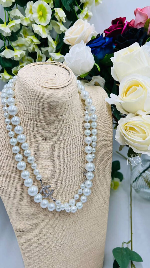 Chanel pearl necklace - Image 20