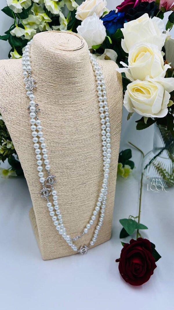 Chanel pearl necklace - Image 23