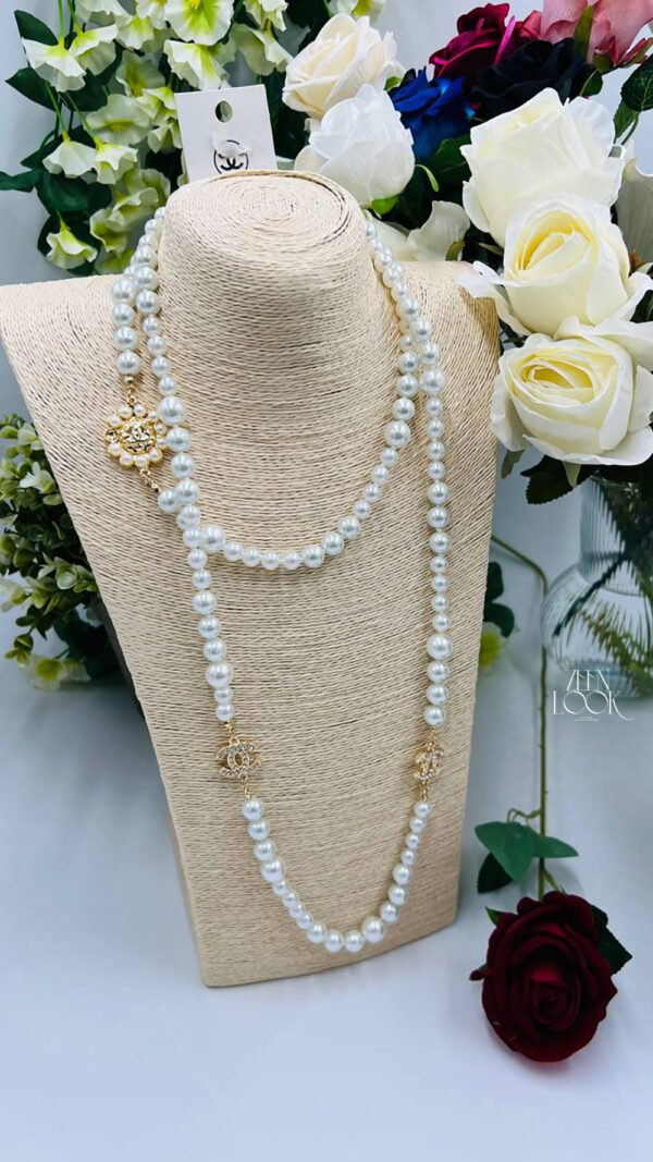 Chanel pearl necklace - Image 25
