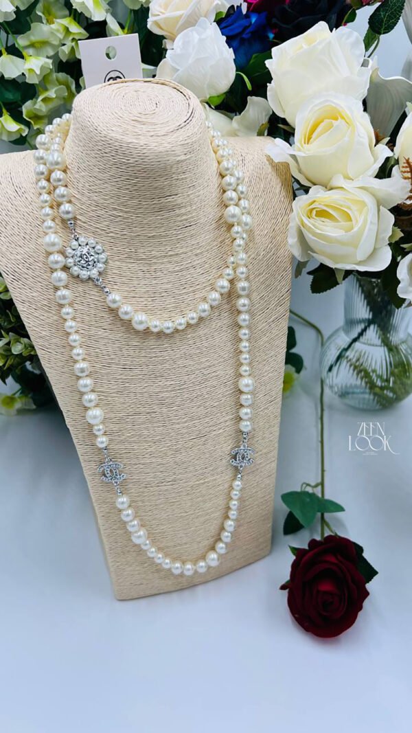 Chanel pearl necklace - Image 26