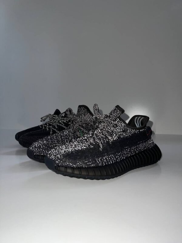 Adidas Yeezy Boost 350 V2 Black reflective