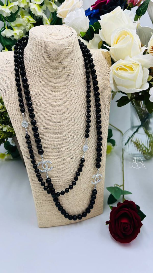 Chanel pearl necklace - Image 3