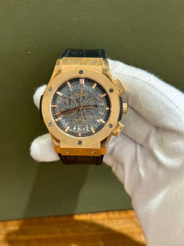Hublot Men's Watch Collection - Image 19
