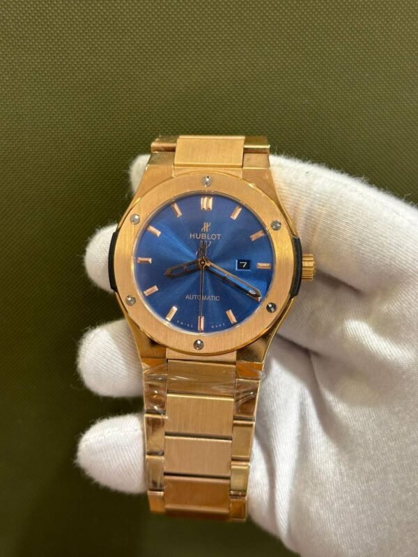 Hublot Men's Watch Collection - Image 20