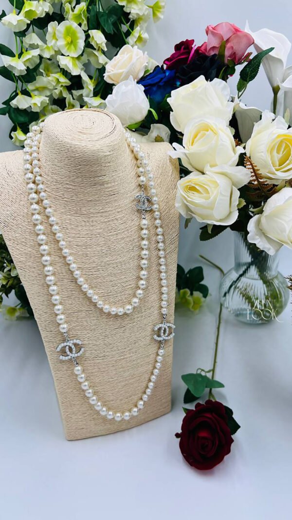 Chanel pearl necklace - Image 31