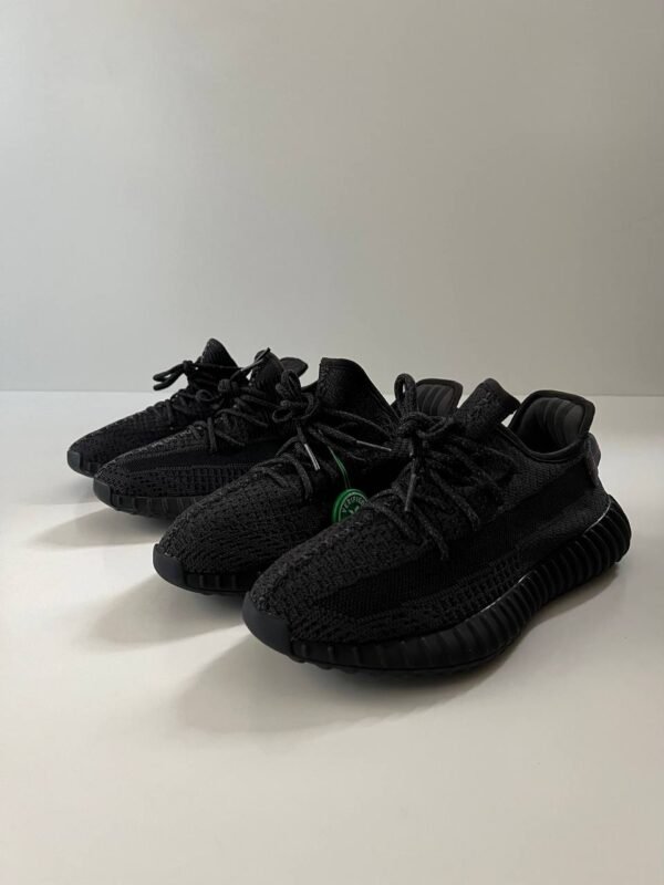 Adidas Yeezy Boost 350 V2 Black reflective - Image 4