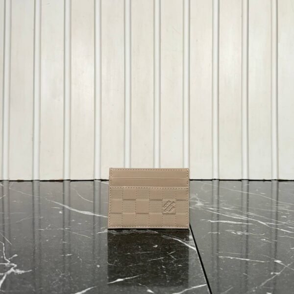 Louis Vuitton Card Holder - Image 4