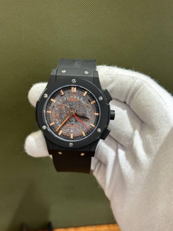Hublot Men's Watch Collection - Image 31