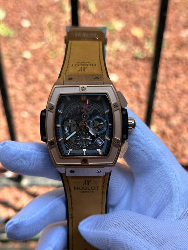 Hublot Men's Watch Collection - Image 33