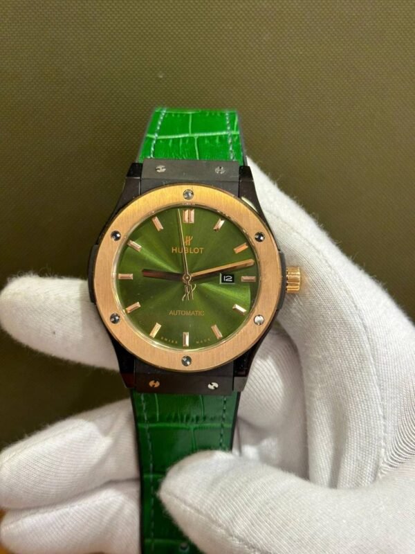 Hublot Men's Watch Collection - Image 39