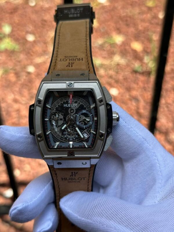 Hublot Men's Watch Collection - Image 45