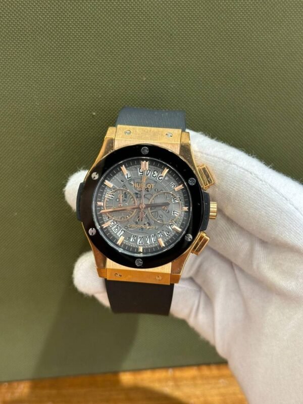 Hublot Men's Watch Collection - Image 52