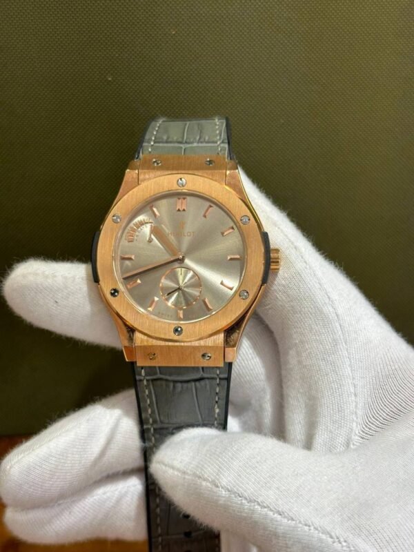 Hublot Men's Watch Collection - Image 60