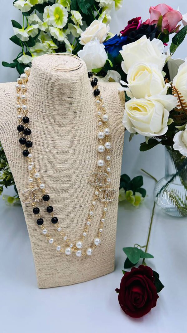 Chanel pearl necklace - Image 9