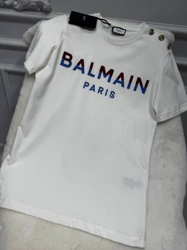 Women's T-shirts in various colors - Image 14