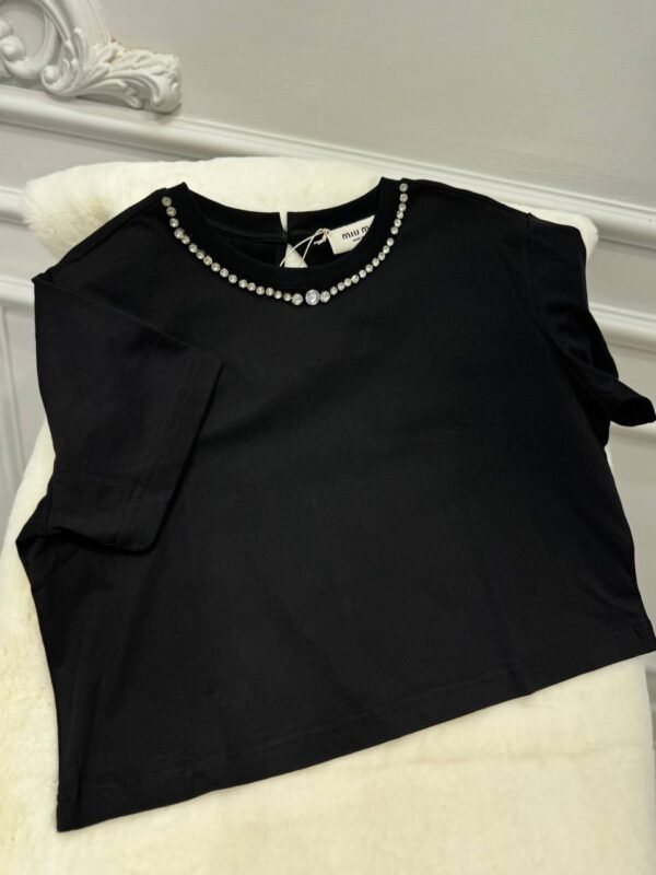 Women's T-shirts in various colors - Image 17