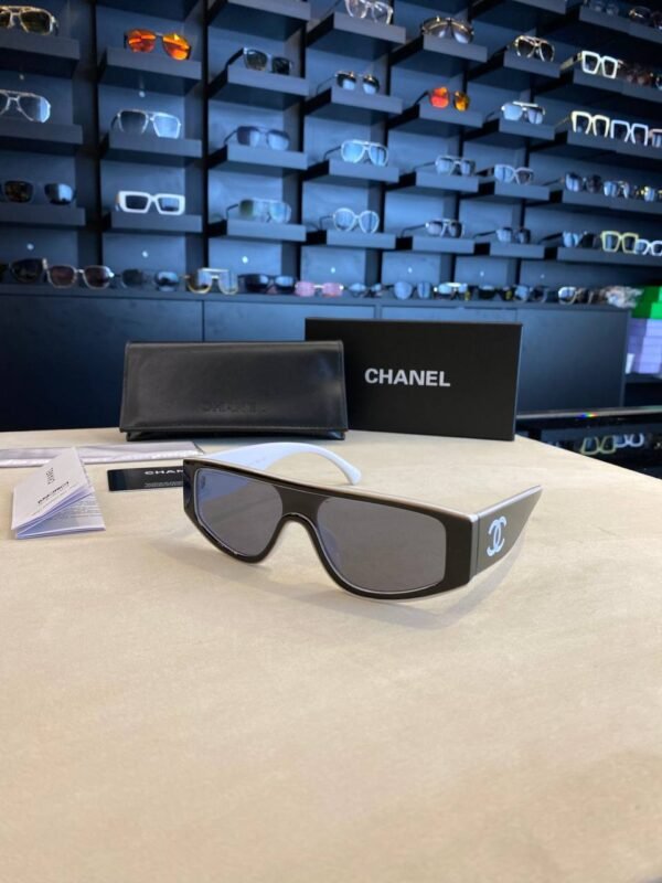 Chanel black Sunglasses - Image 2