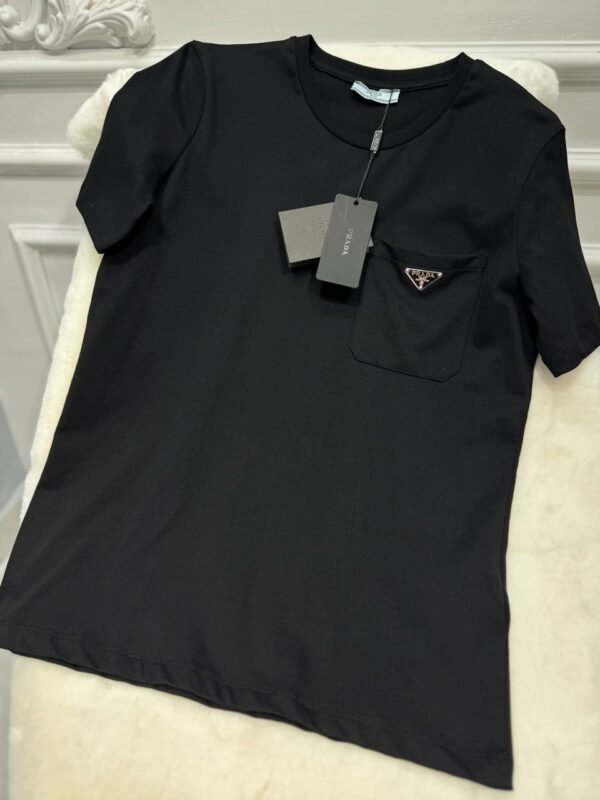 Women's T-shirts in various colors - Image 26