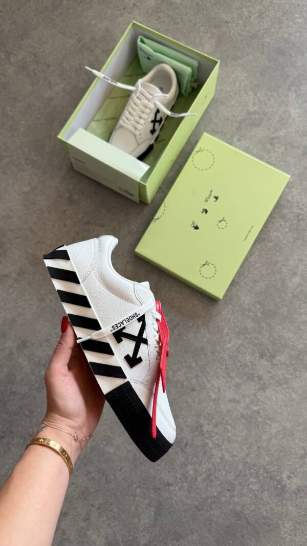 OFF WHITE SNEKERS UNISEX - Image 3