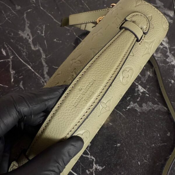 Louis Vuitton Metis Pochette - Genuine Leather - Image 21