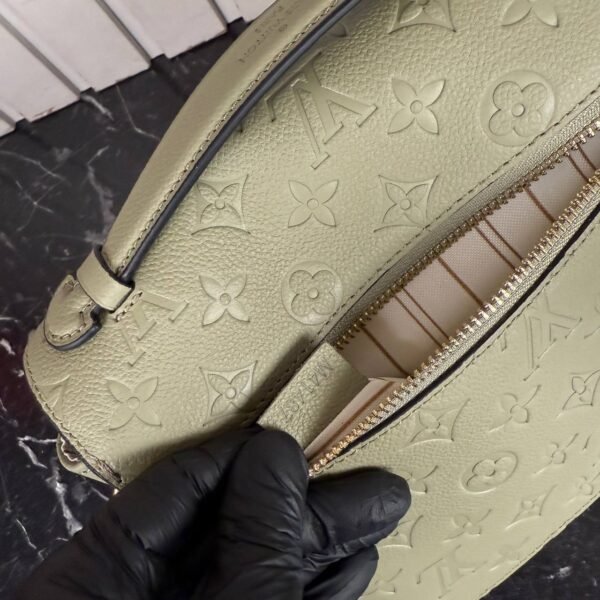 Louis Vuitton Metis Pochette - Genuine Leather - Image 22