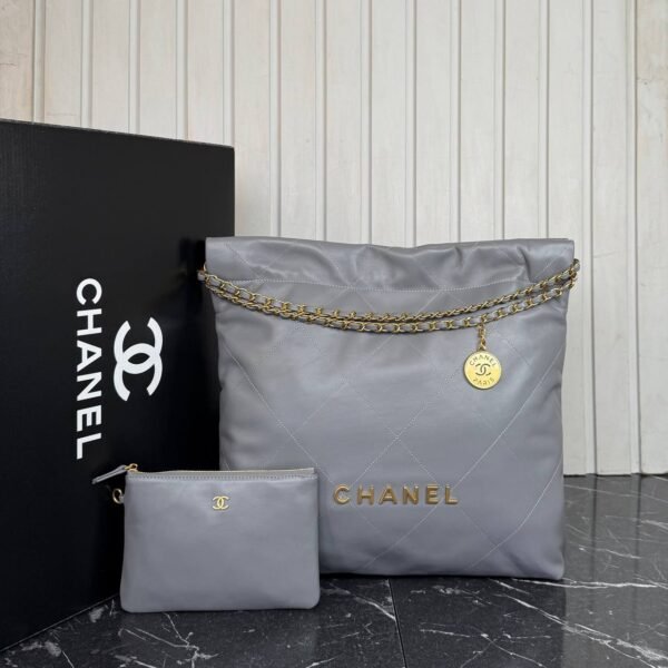 Chanel 22 Handbag - Genuine Leather - Image 5
