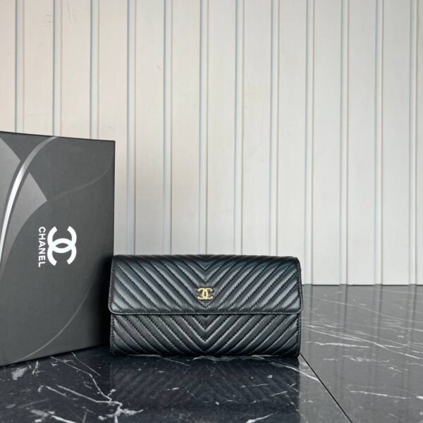 Chanel CC Gusset Flap Wallet - Genuine Leather - Image 9